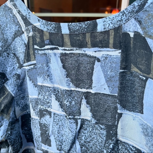 Nic+Zoe Silk Button Up Abstract Blouse - Picture 9 of 12